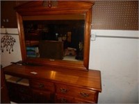 Large Maple Dresser & Mirror