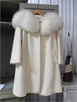 Vintage fur collar Levy's of Savannah coat