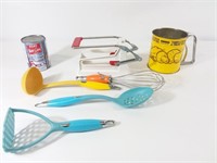 6 articles de cuisine - Kitchen utensils