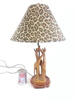 Lampe de table décorée de girafes