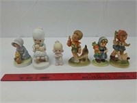 6 small ceramic figurines