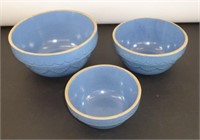 * Set of 3 Vintage Bowls (Some Cracks) - Shell