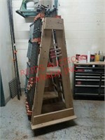 Rolling clamp rack
