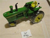 JOHN DEERE MODEL 4020 DIESEL TRACTOR NIB