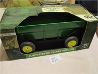 JOHN DEERE FLARE WAGON 1/8 SCALE NIB