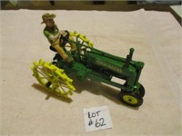 FOXFIRE FARM JOHN DEERE MODEL A TRACTOR NIB