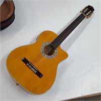 Esteben Granada Guitar W/ Case