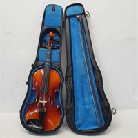 Suzuki Violin W/ Case