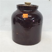 2 Qt. Brown Red Wing Bee Hive Crock