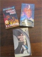 VHS Star Trek- First Contact / 2 Sci Fi Books