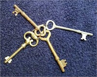 4 Skeleton Keys