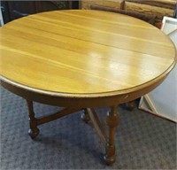 Antique Mission Oak Round Table