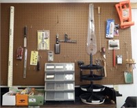 Contents Wall & Shelf - Tools & Hardware