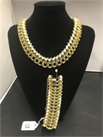 Matching Vintage Bracelet & Necklace Set