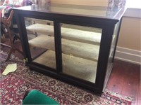 Lot of writing desks display cabinet