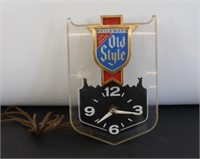 Heileman's Old Style Clock Sign - Makes