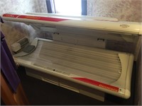 GENISIS SYSTEM TANNING BED EXCELLENT