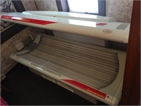 GENESIS SYSTEM TANNING BED EXCELLENT CONDITTION