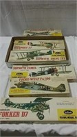 6 Guillow's authentic scale airplane flying model