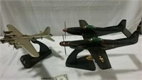 2 model airplanes