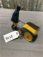 Tin man w/ cart wind-up toy