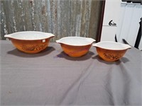 Pyrex bowl set w/ fruit pattern, Set of 3