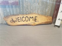 Welcome wood sign