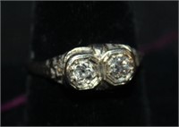 Ladies 14kt white gold Antique Diamond Ring