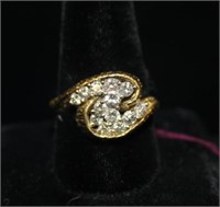 Ladies 18kt yellow gold high end Designer Ring