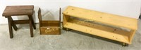 Lot of 3 wooden items