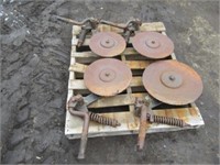 IH Spring Cushion Plow Coulters