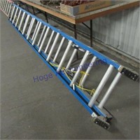 Fiberglass extentsion ladder
