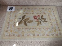 HIGH QUALITY BANDED AREA RUG - 30 X 20