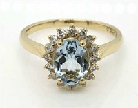 14ct Yellow Gold Aquamarine & Diamond ring,