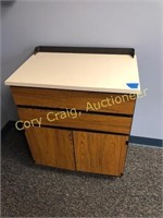 Base cabinet with 2 drawers and 2 doors