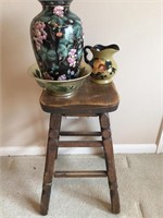 Lot of wooden stool and decorative items