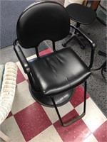 SALON CHAIR