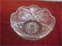 Nice Starburst Crystal Serving Bowl