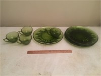 Anchor Glass Serva Snack Set - Green Cups & Plates