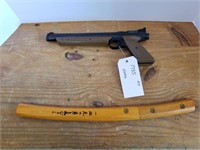 A7- CLASSIC PUMP PELLET GUN AND SWORD