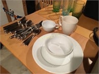 Oneida Cutlery & Bistro Dishware