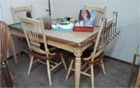 Tiled -top table with 4 chairs