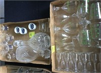 GROUP OF MISCELLANEOUS GLASSWARE