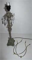 Metal table lamp with pineapple design. Measures