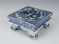 MING DYNASTY BLUE & WHITE DRAGON STAND