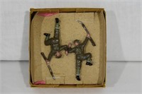 2 pcs NIB Vintage Britains Toy Soldiers