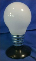 Working light bulb lamp