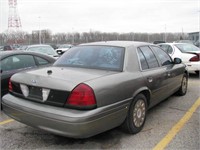 2003 FORD CROWN VICT
