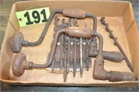 Old wood braces and bits (1 LOT)