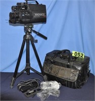 1988 Magnavox CCD Movie Maker video camera